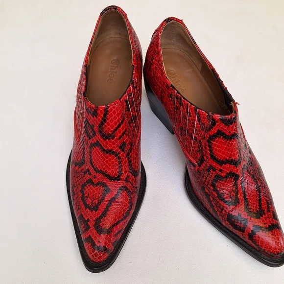 Chloé Rylee Python-Embossed Ankle Bootie - Picture 11 of 11